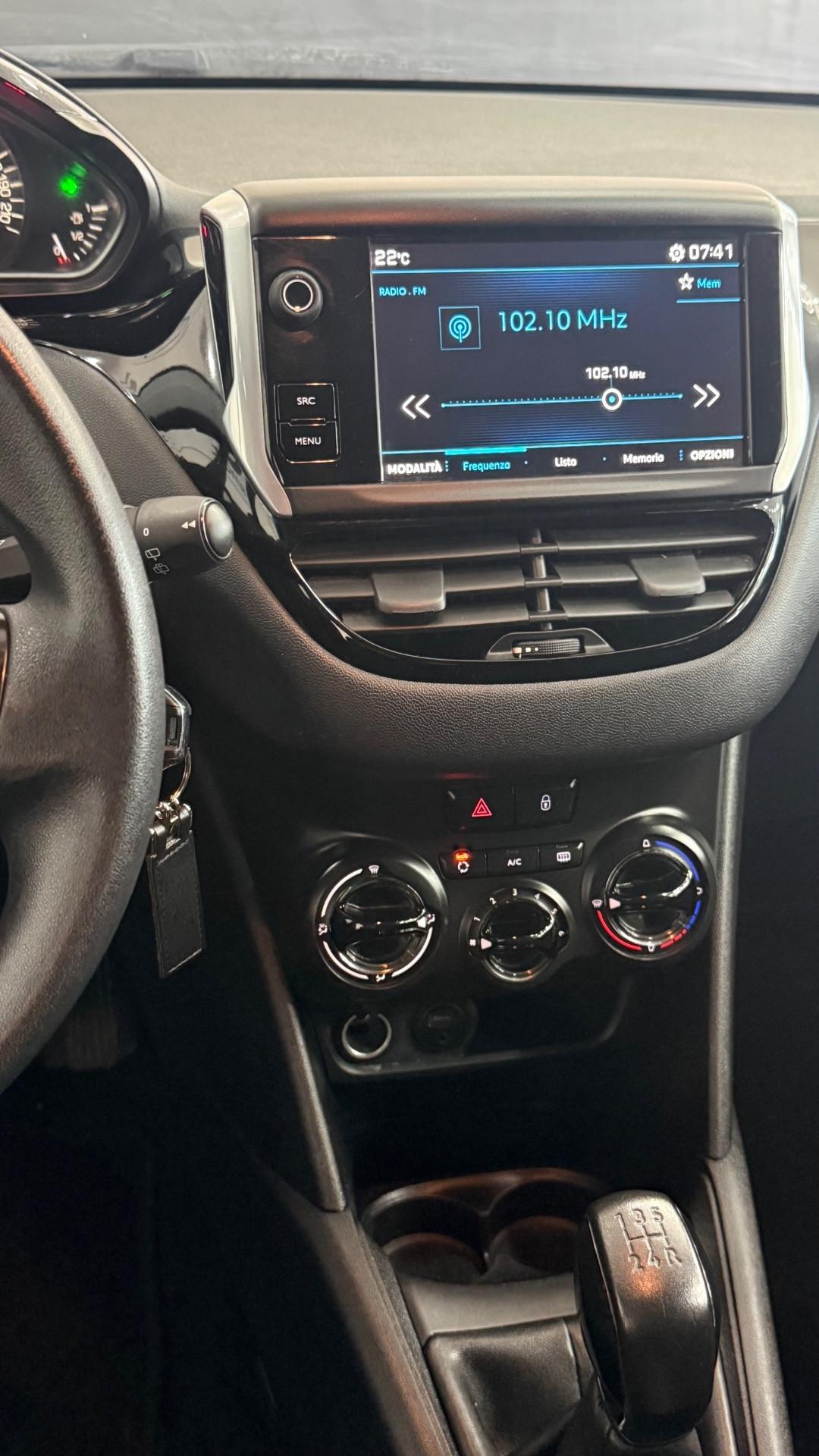 Peugeot 208 BlueHDi 75 5 porte Allure