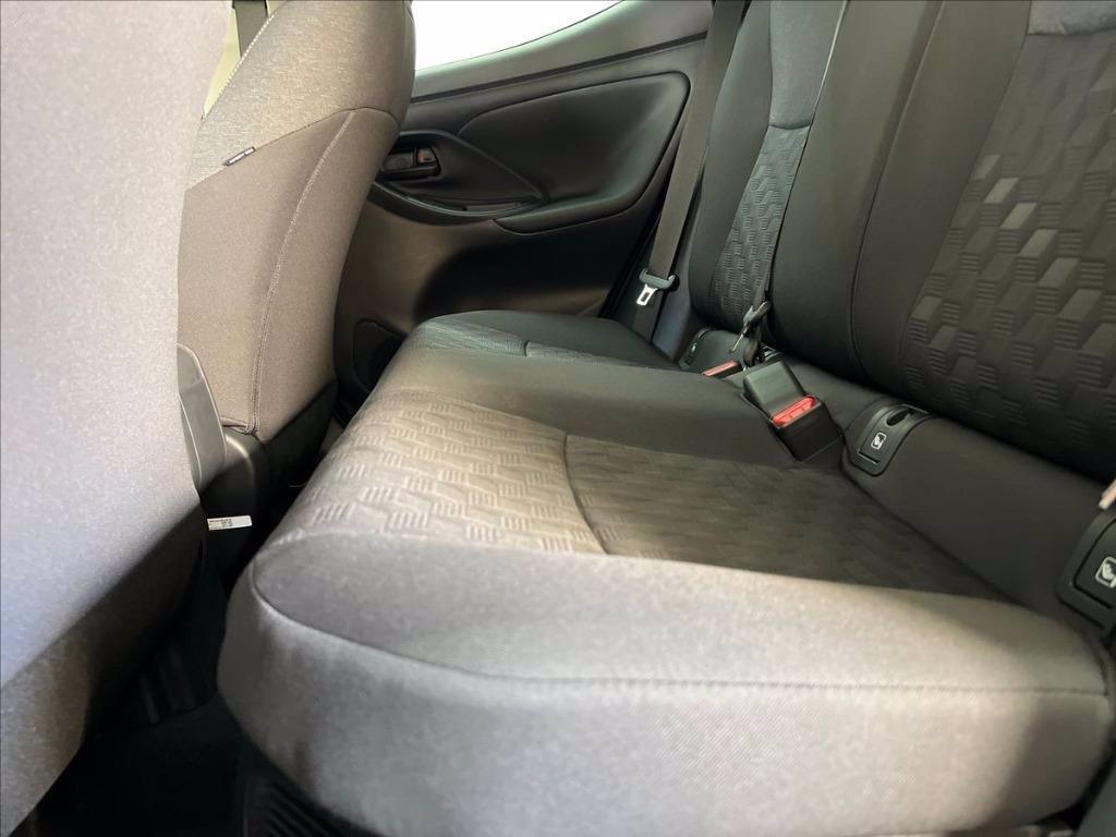 TOYOTA Yaris 1.5h Trend del 2025
