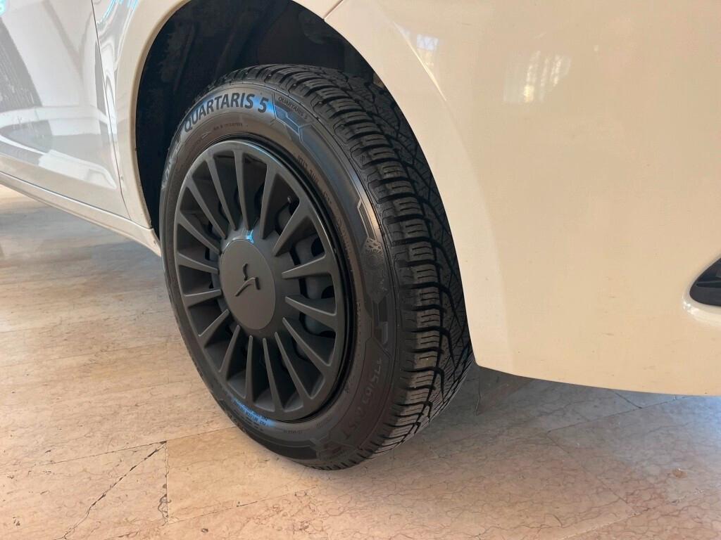 Lancia Ypsilon 0.9 YwinAir Metano Ecochic Elefantino 85 Cv 5p