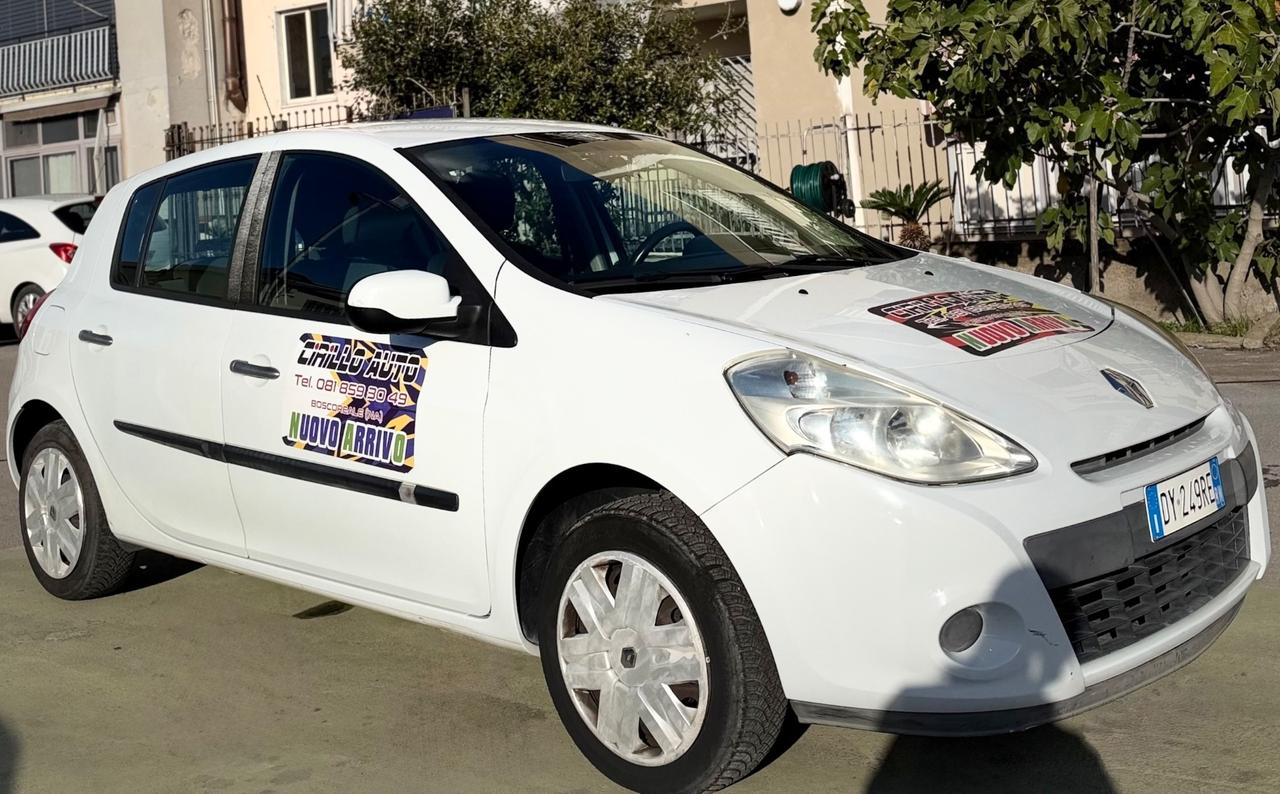 Renault Clio 1.2 Gpl 75 Cv
