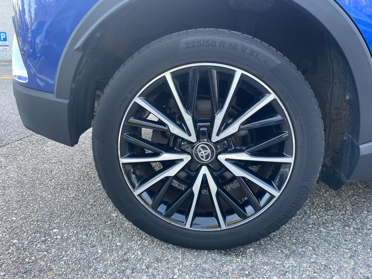 Toyota C-HR 1.8 Hybrid*Automatik*Naopatentati*Solo 50000km