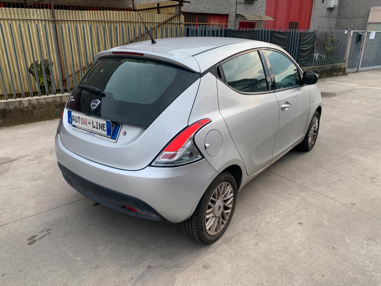 Lancia Ypsilon 1.3 MJT 16V 95 CV 5 porte S&S Gold