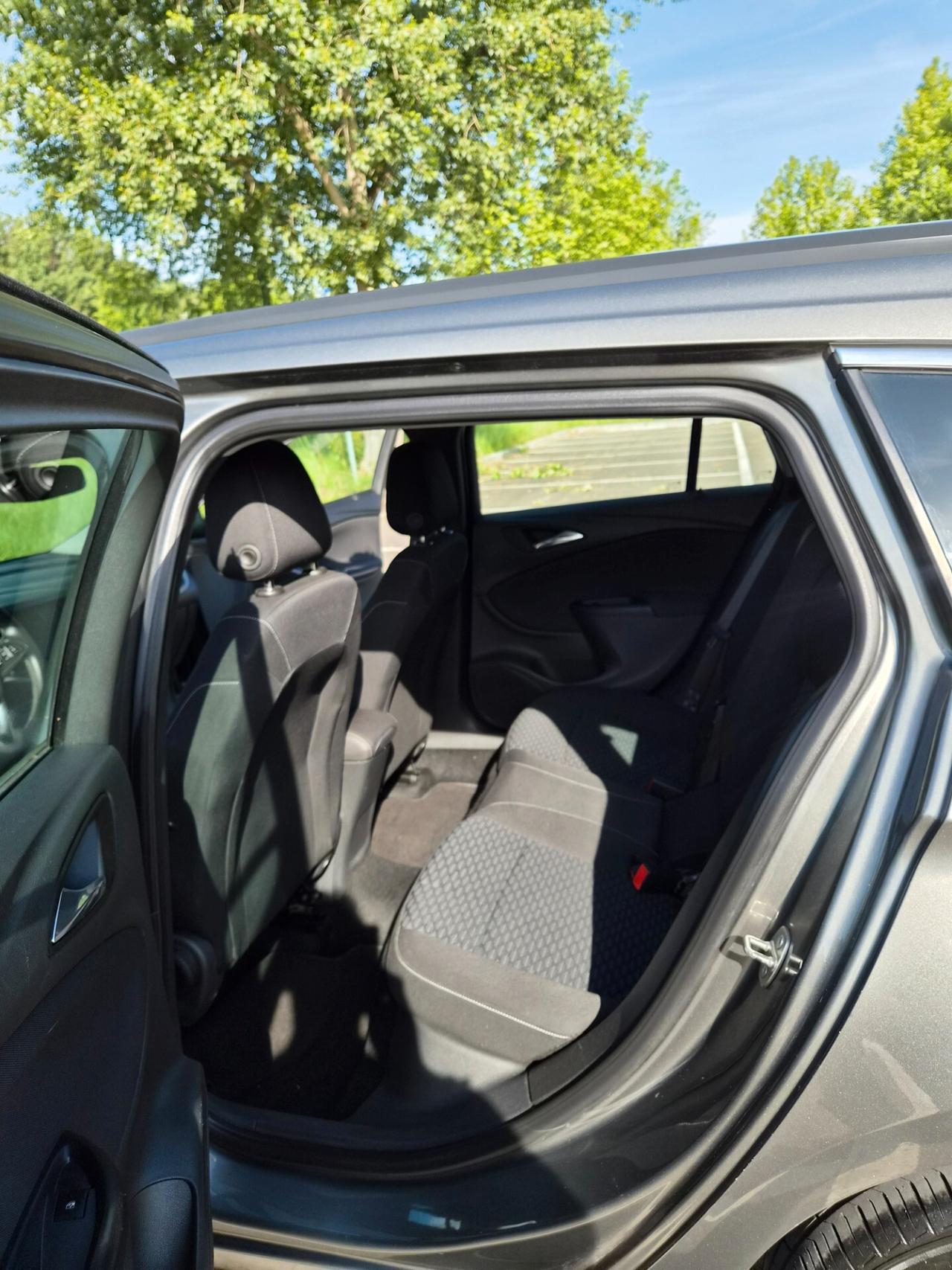 Opel Astra 1.6 CDTi 110CV Start&Stop Sports Tourer Business