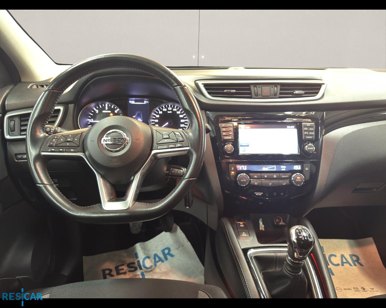 NISSAN QASHQAI 1.5 BUSINESS
