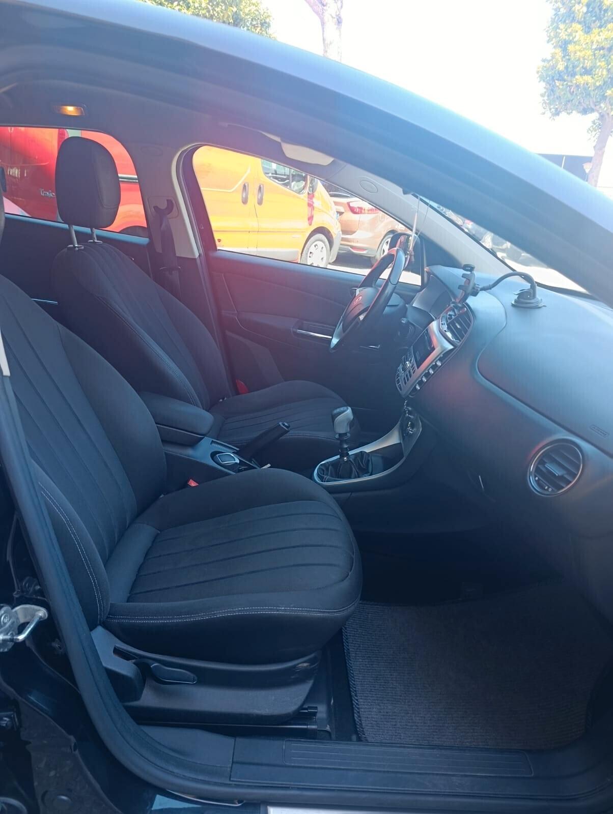Lancia Delta 1.6 MJT DPF Gold 2014