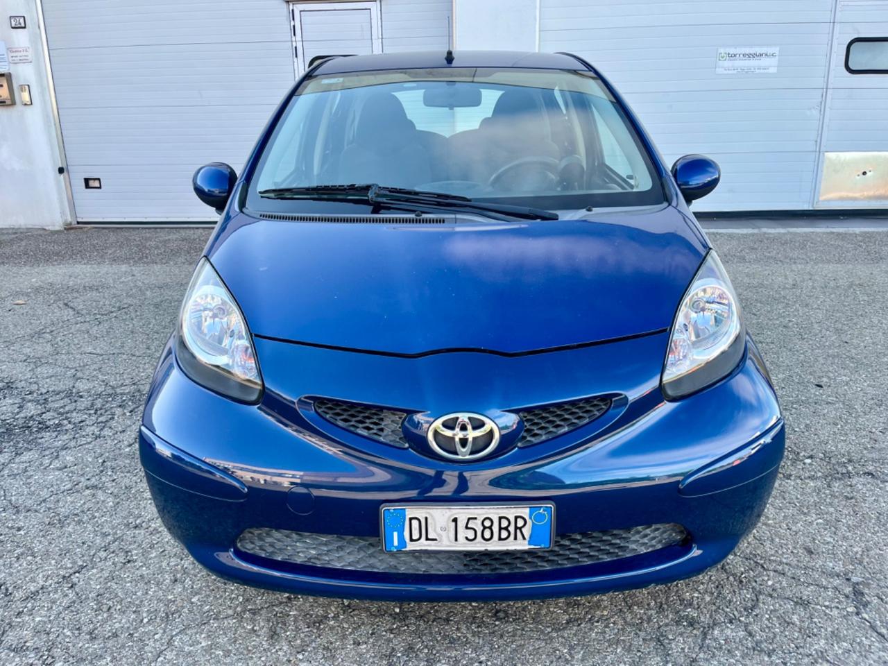 Toyota Aygo 1.0benz 2007 108.000km cambio robotizzato