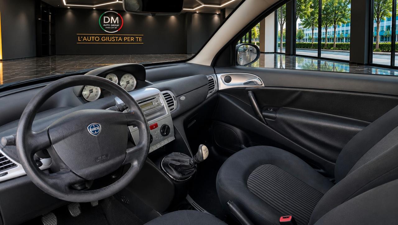 Lancia Ypsilon 1.2 Platino