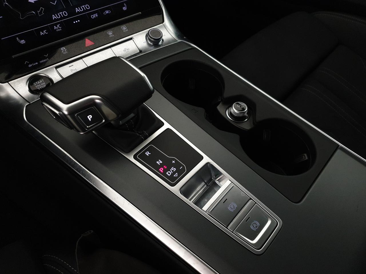 40TDI 204CV quattro S tronic Business Advanced