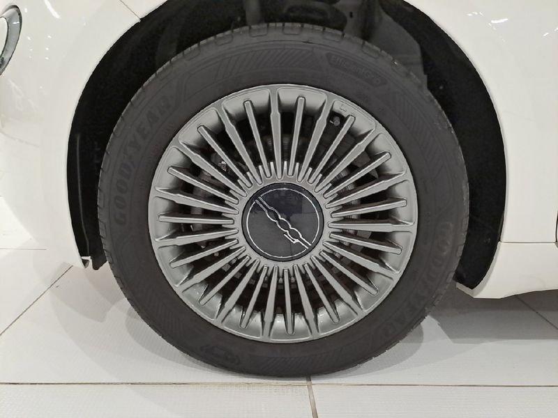 FIAT 500 Elettrica Passion 3+1