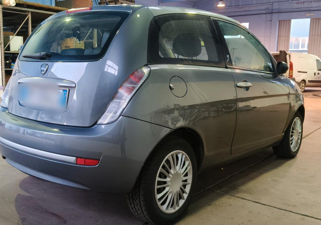 Lancia Ypsilon 1.2 benzina