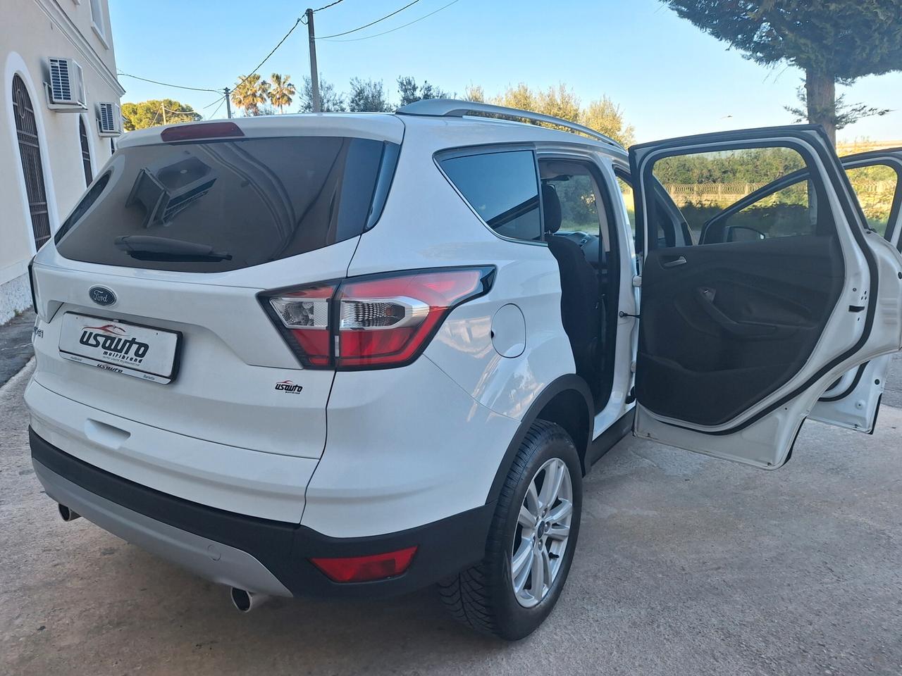 Ford Kuga 1.5 TDCI 120 CV Titanium PERFETTA