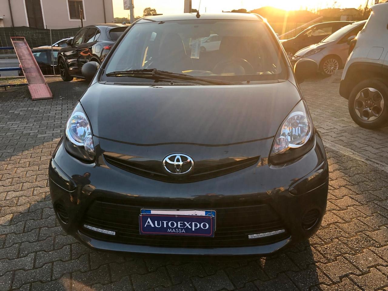 Toyota Aygo 1.0 12V VVT-i 5 UNICO PROPRIETARIO ADATTA PER NEOPATENTATI POSSIBILITA' GARANZIA EUROPEA FINO A 36 MESI!!!