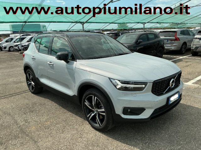 VOLVO XC40 B4 AWD Geartronic R-design