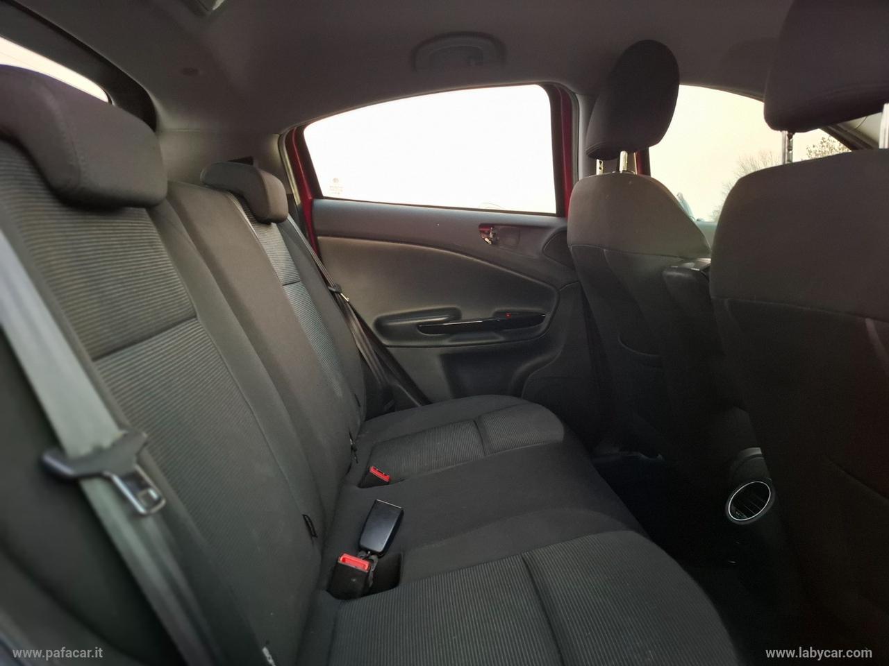 ALFA ROMEO Giulietta 1.6 JTDm-2 105 CV Distinctive