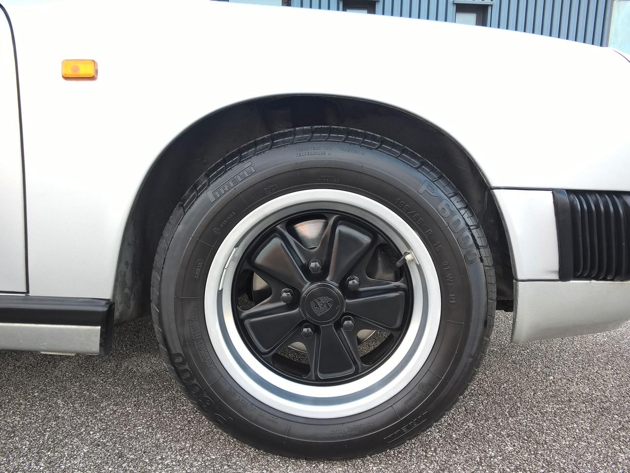 Porsche 911 Carrera 3.2 Coupé G50