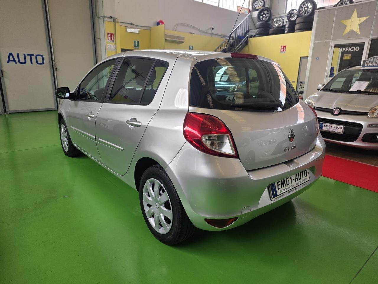 Renault Nuova Clio 1.2 16V 5 porte Live! Euro 5