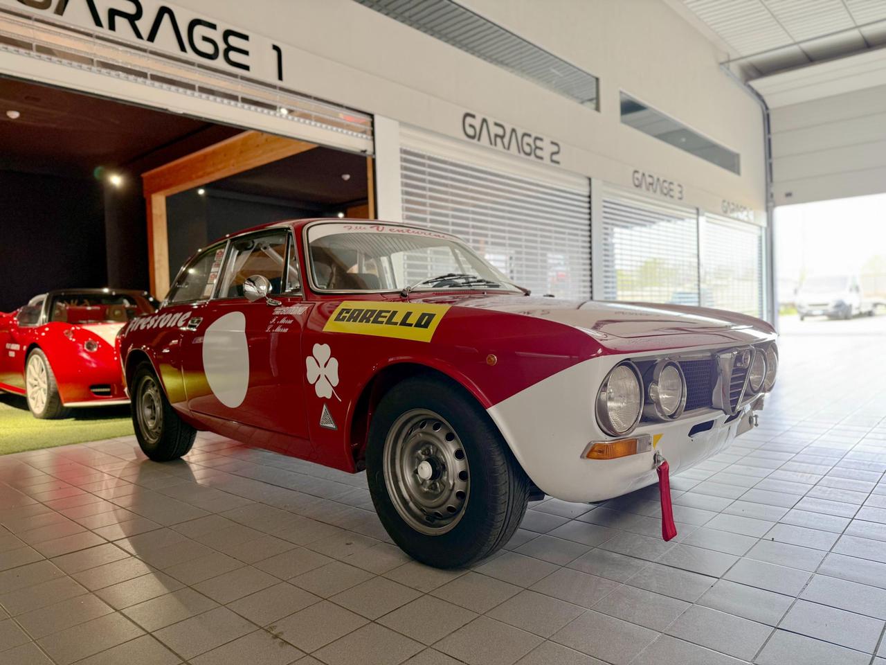 Alfa Romeo GIULIA GT VELOCE 2000 (Tipo 10521)