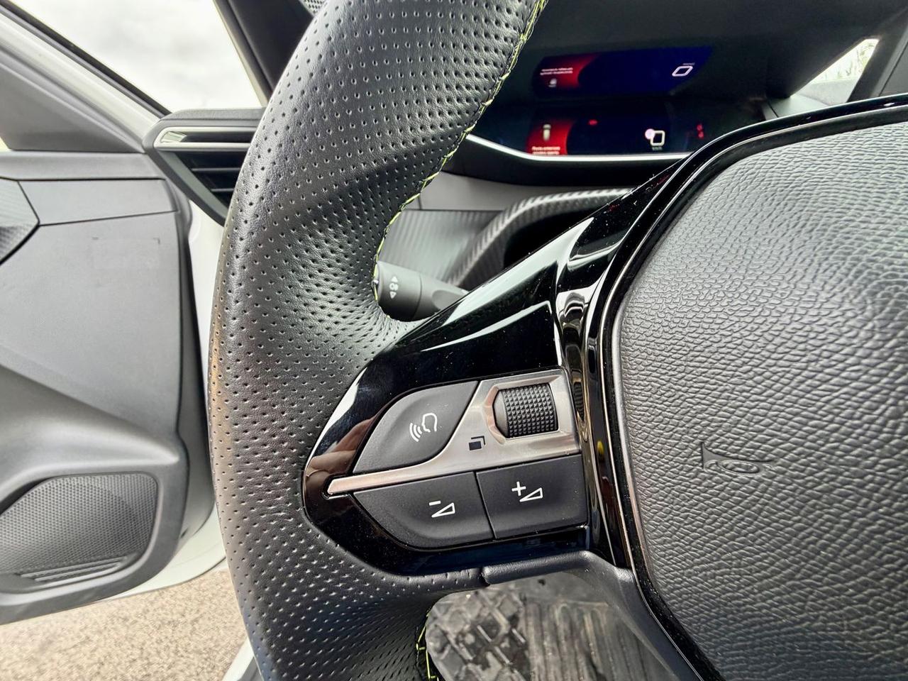 Peugeot 208 1.5 BlueHDI GT #9698