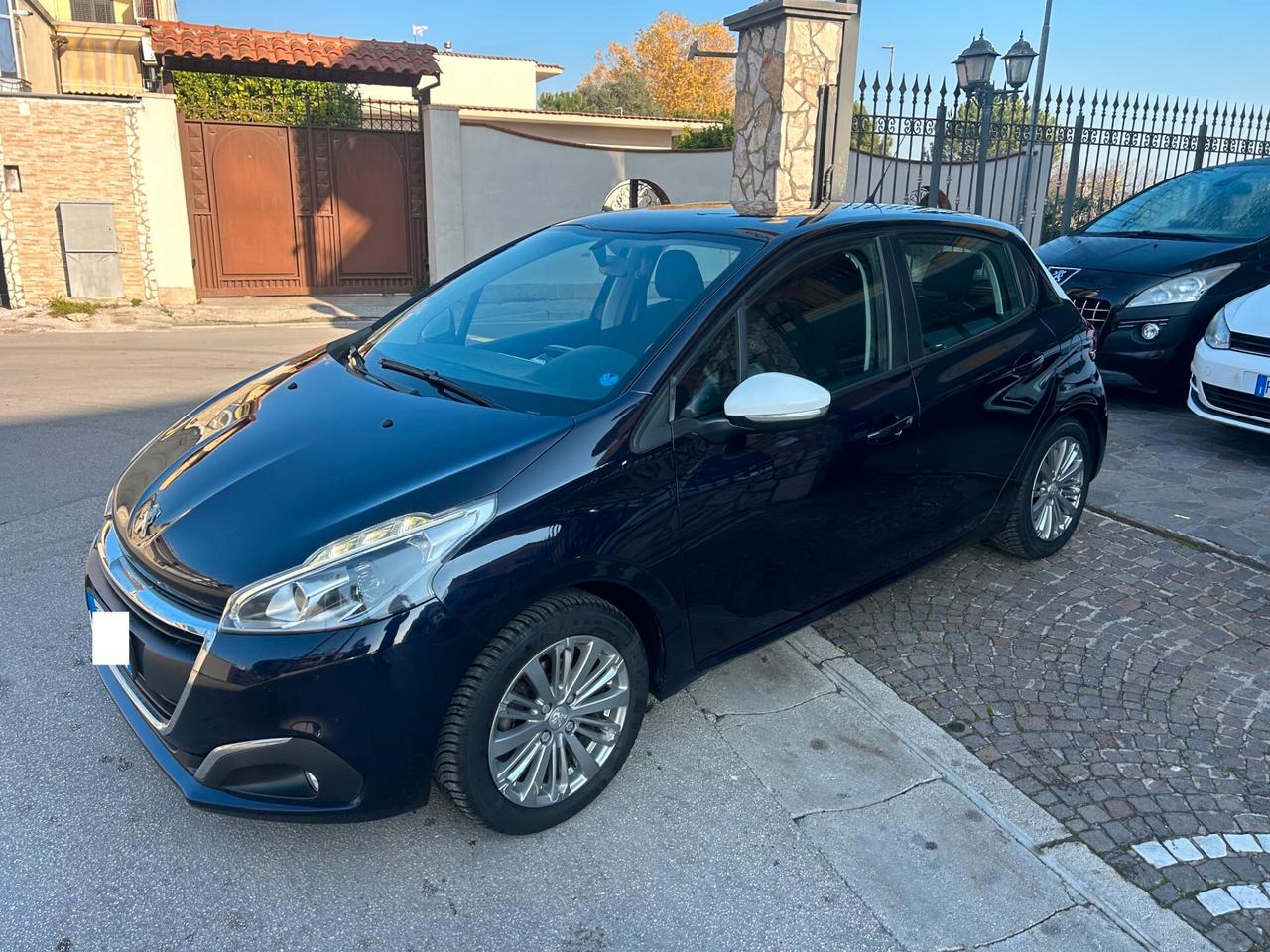 Peugeot 208 PureTech 82 5 porte Allure