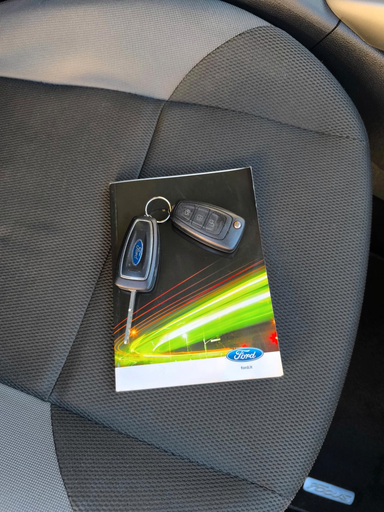 Ford Focus 1.6 TDCi 115 CV Titanium impeccabile