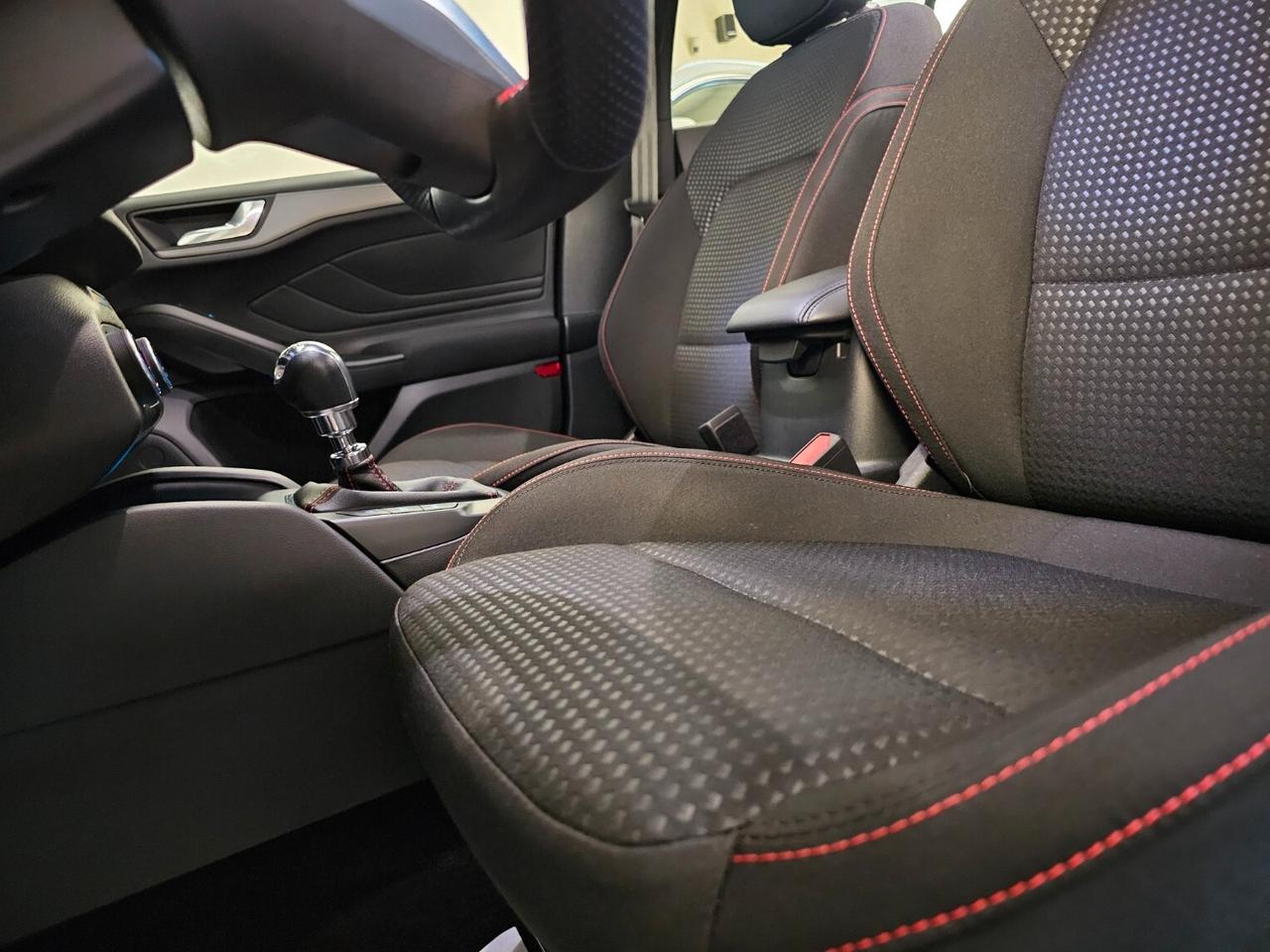 Ford Focus 1.0 EcoBoost Hybrid 125 CV 5p. ST-Line