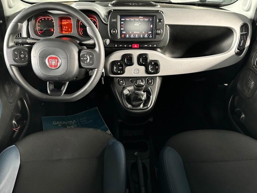 Fiat Panda CROSS 1.0 HYBRID NEOPATENTATI