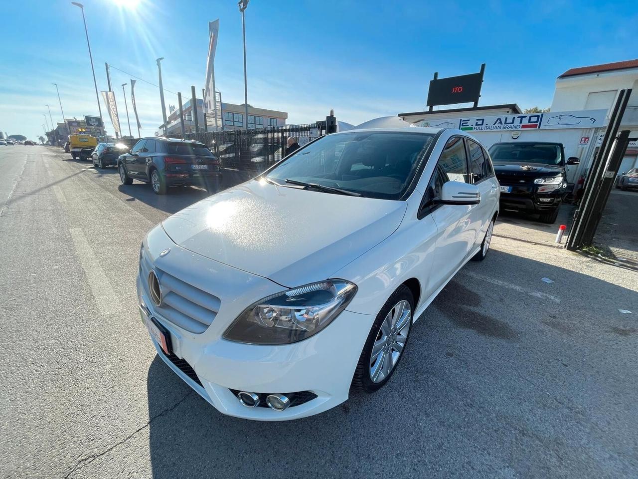 Mercedes-benz B 180 d Automatic Premium