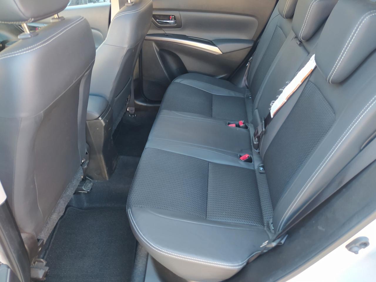 Suzuki S-Cross 1.4 Hybrid A/T Starview