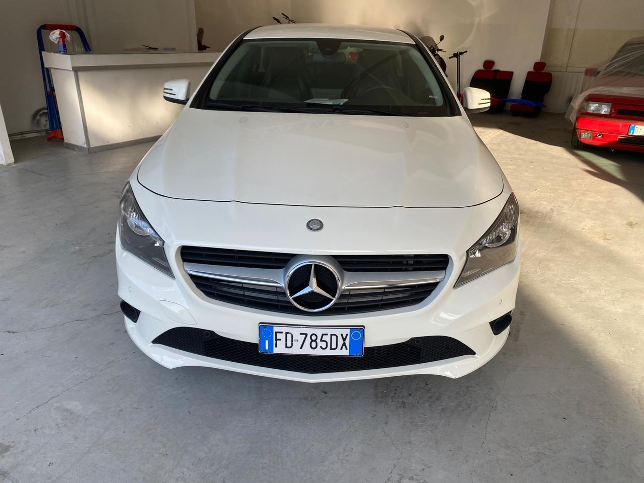 Mercedes-benz CLA 180 d Business