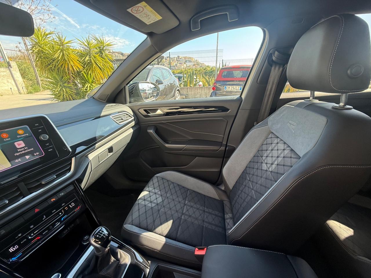 Volkswagen T-Roc 1.0 TSI R-Line