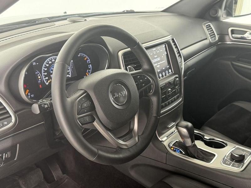 Jeep Grand Cherokee 3.0 V6 CRD 184kW Night Eagle