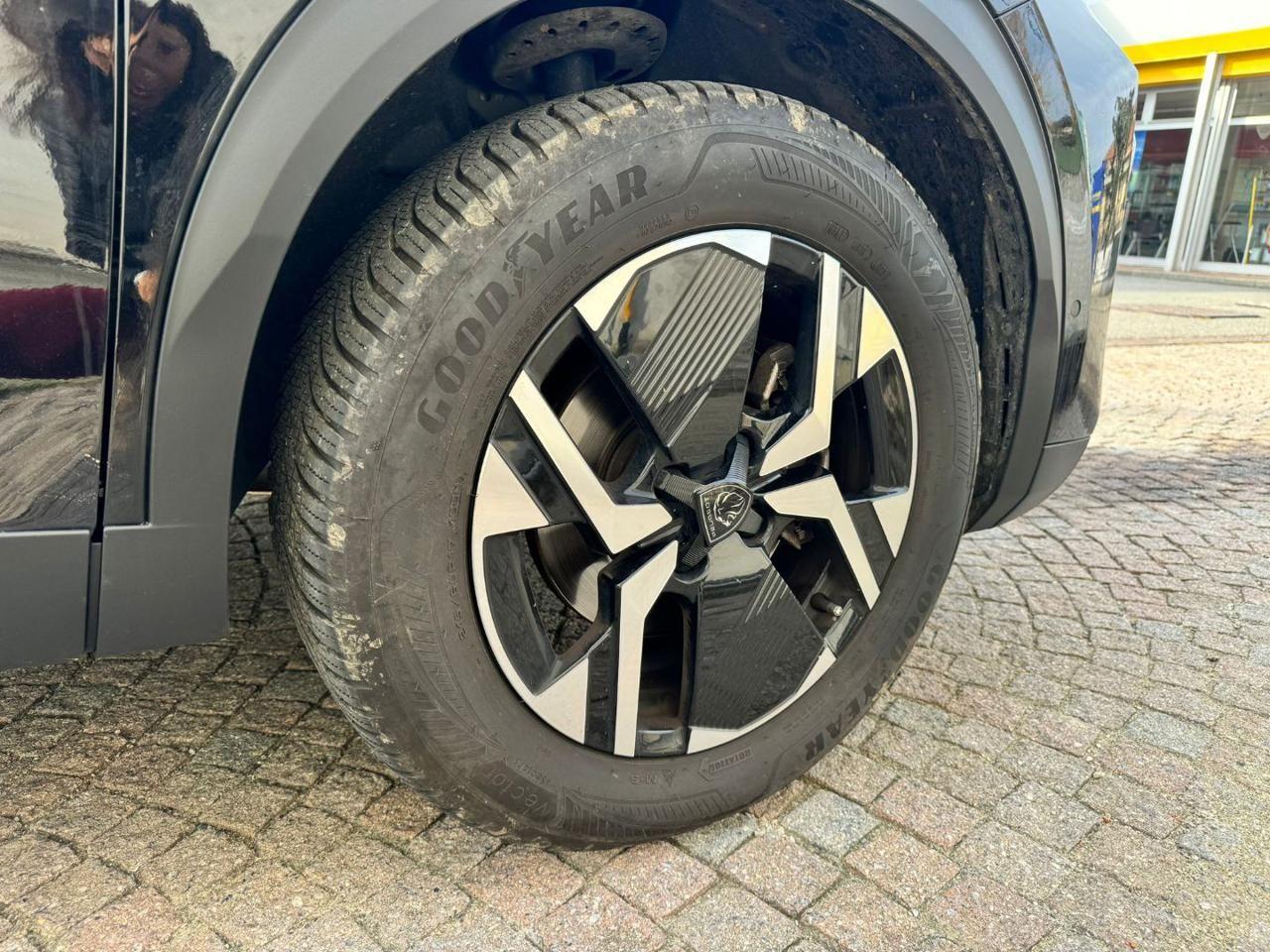 Peugeot 2008 2008 1.5 bluehdi GT s&s 130cv eat8