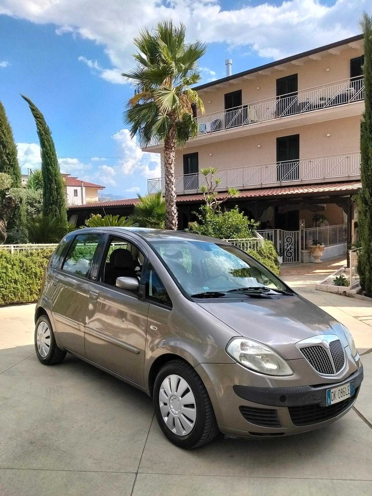 Lancia MUSA 1.3 Multijet 16V 90 CV Platino Plus