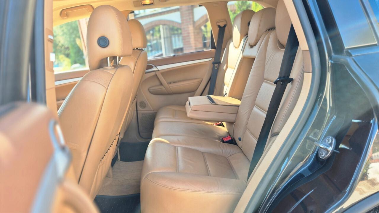 Porsche Cayenne 4.5 cat S /iscritta ASI /AUT/PELLE/SENSORI