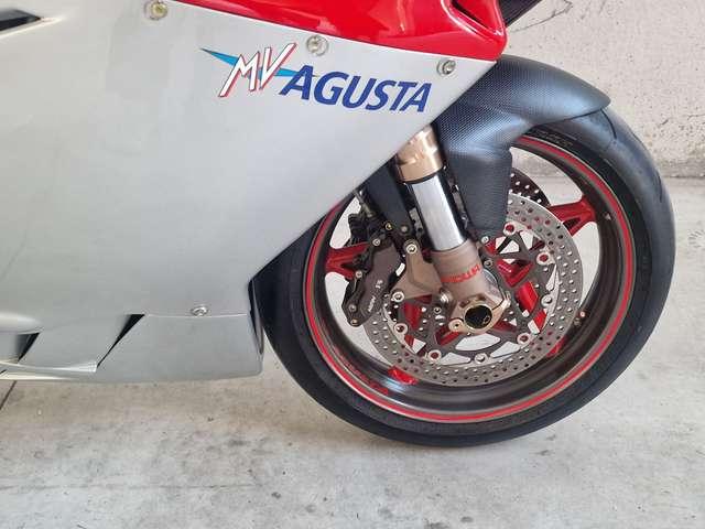 MV Agusta F4 750