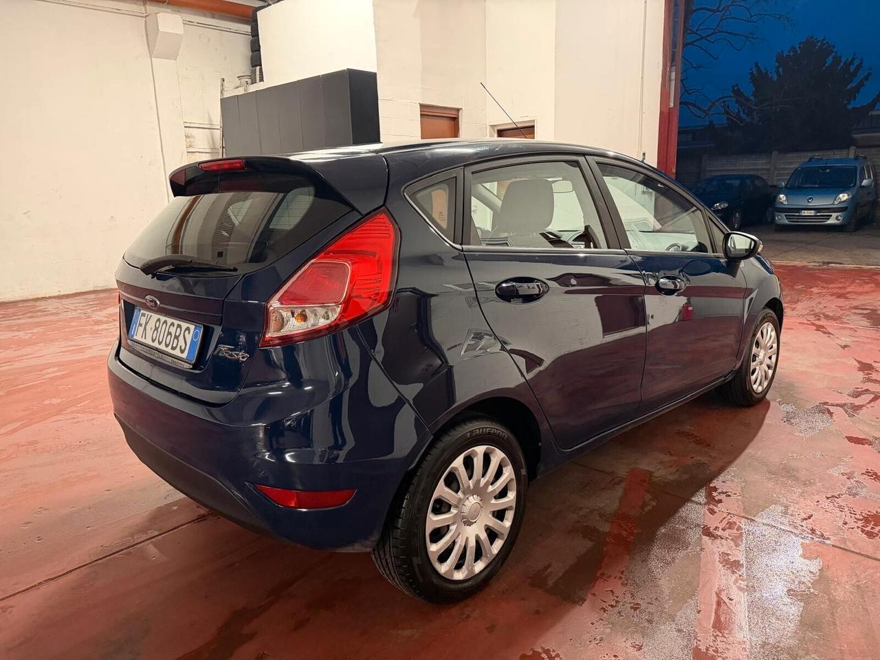Ford Fiesta 1.4 5 porte Bz.- GPL Black & White Edition GPL validità 10 anni