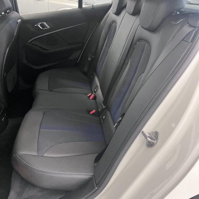 BMW 118 d 5p. Auto Msport