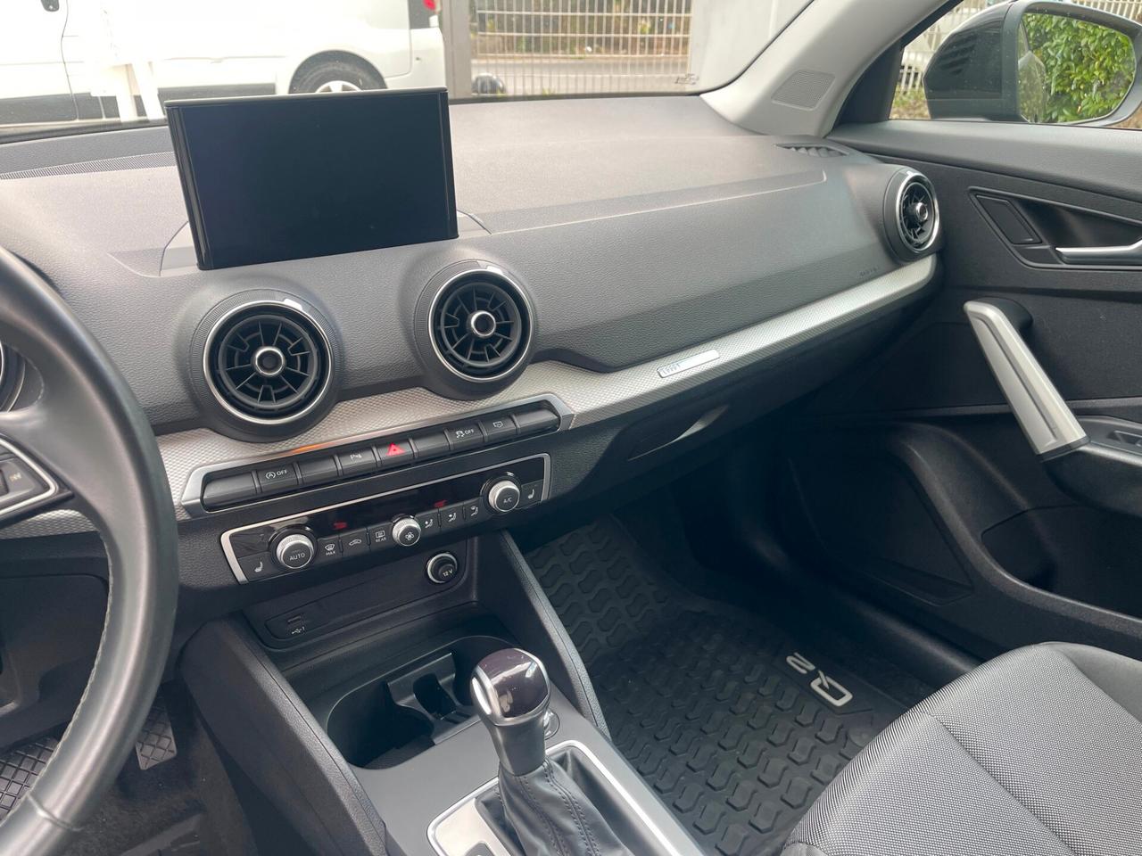 AUDI Q2 Q2 30 TDI S tronic S line Edition