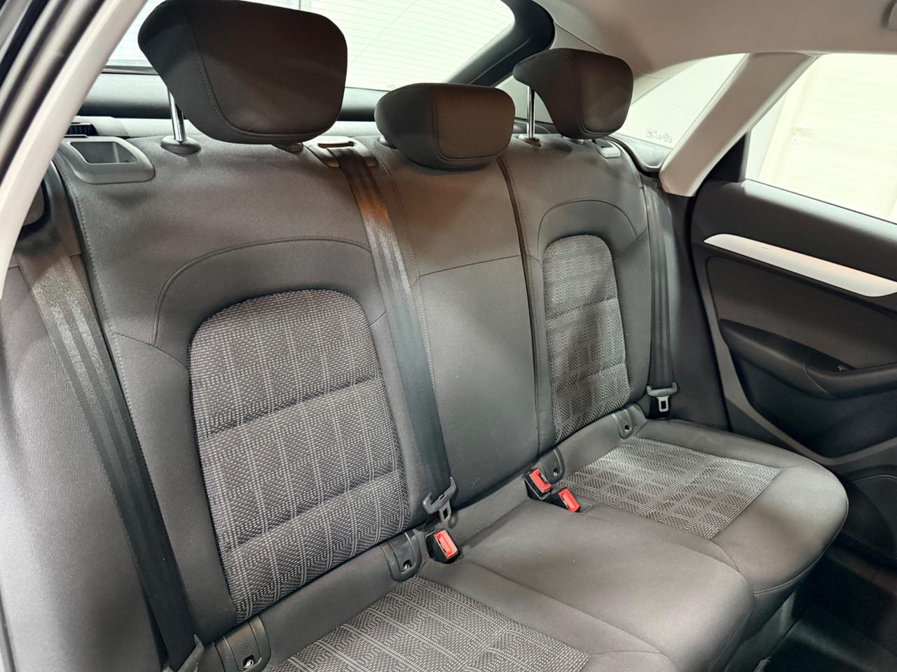 Audi Q3 2.0 TDI 150 CV quattro S tronic Sport