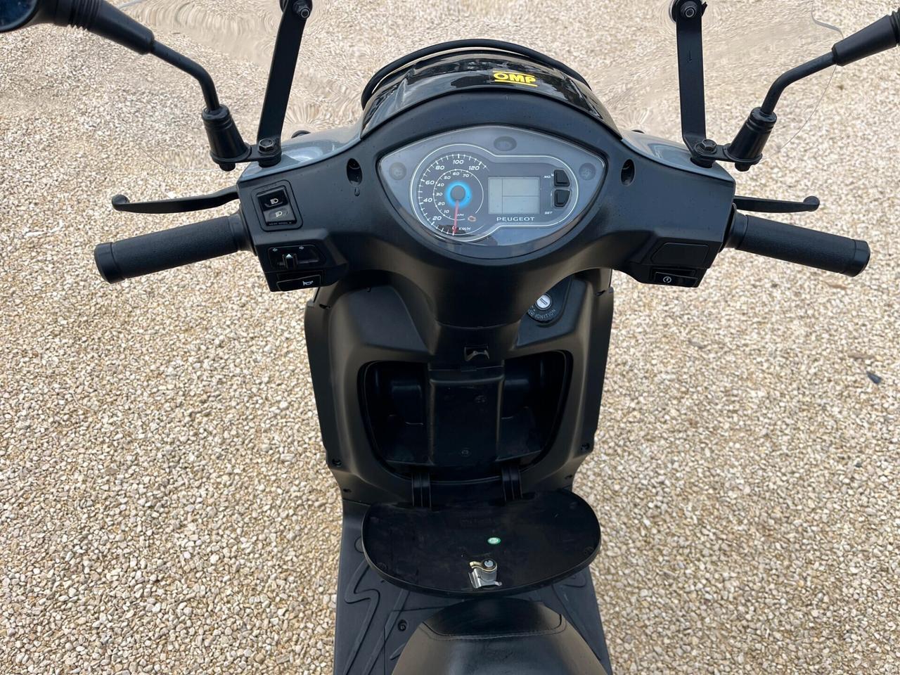 Peugeot Tweet 125 i ACTIVE E5