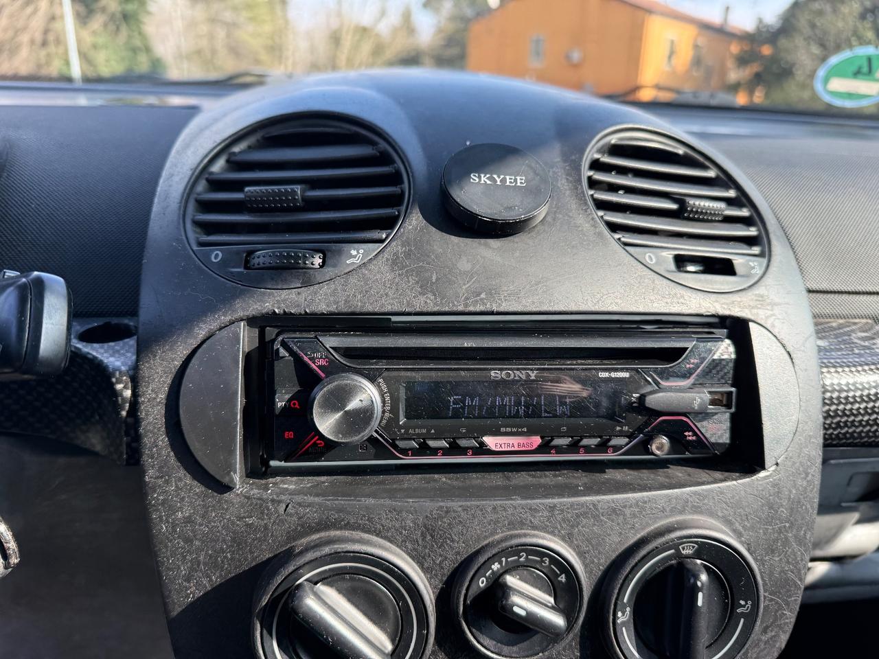 Volkswagen New Beetle 2.0