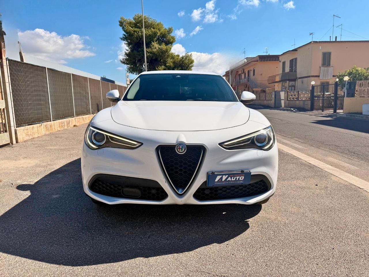 Alfa Romeo Stelvio 2.2 Turbodiesel 160 CV AT8 RWD Sport-Tech