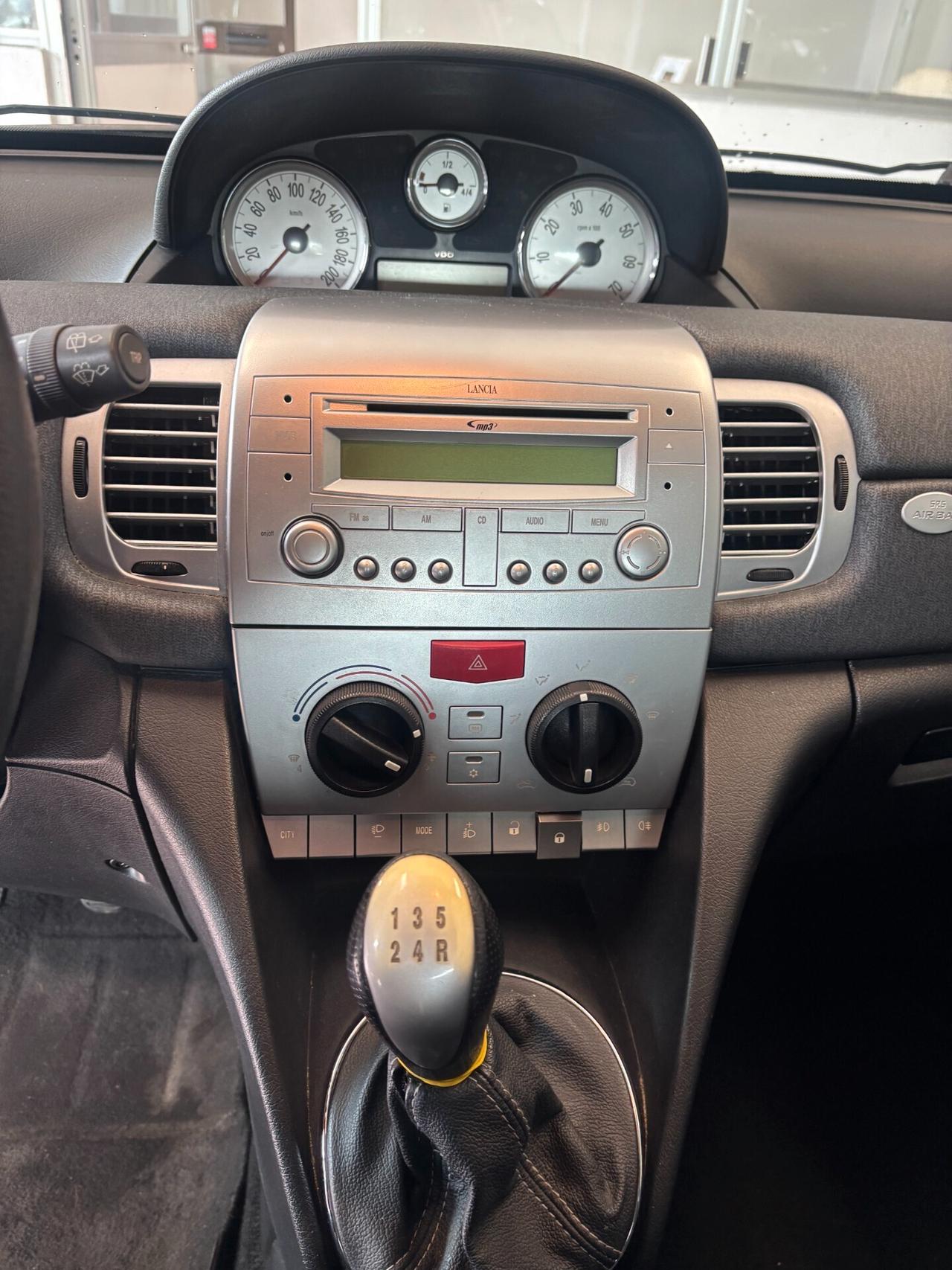 Lancia Ypsilon 1.3 mjt *PER NEOPATENTATI