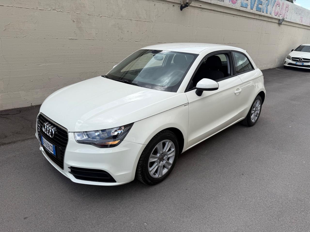 Audi A1 1.2benzina - 2013