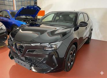 Alfa Romeo Junior 1.2 Hybrid 145cv Q4 Intensa EDTC6 + Tetto Apribile