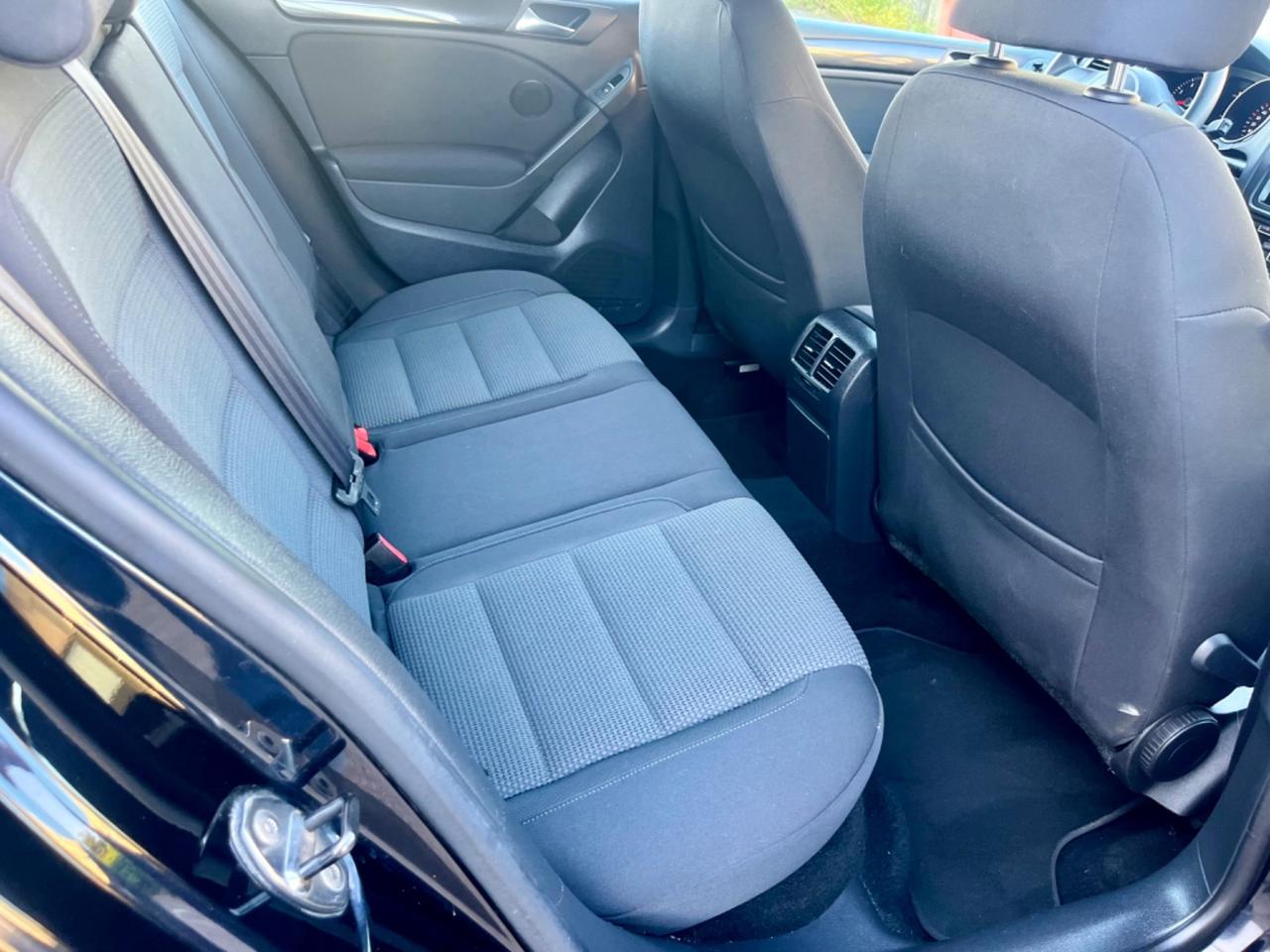 Vw Golf 1.2benzina 2011 98.000km perfetta per neopatentati