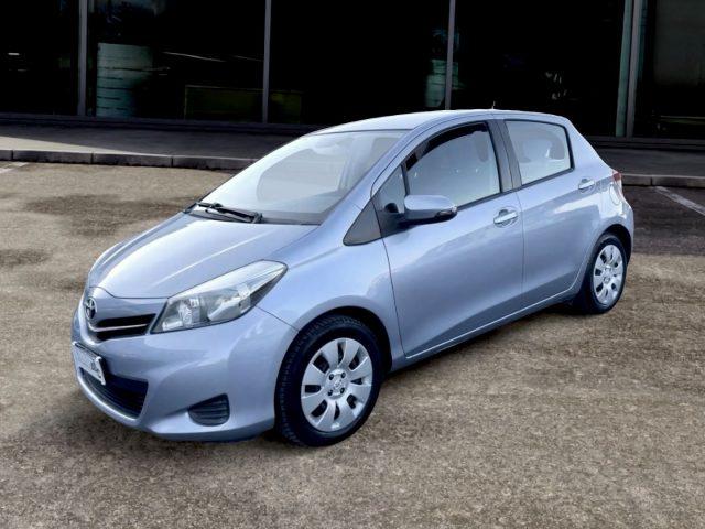 TOYOTA Yaris 1.0 BENZ 69 CV 5 porte Lounge OK NEOPATENTATI