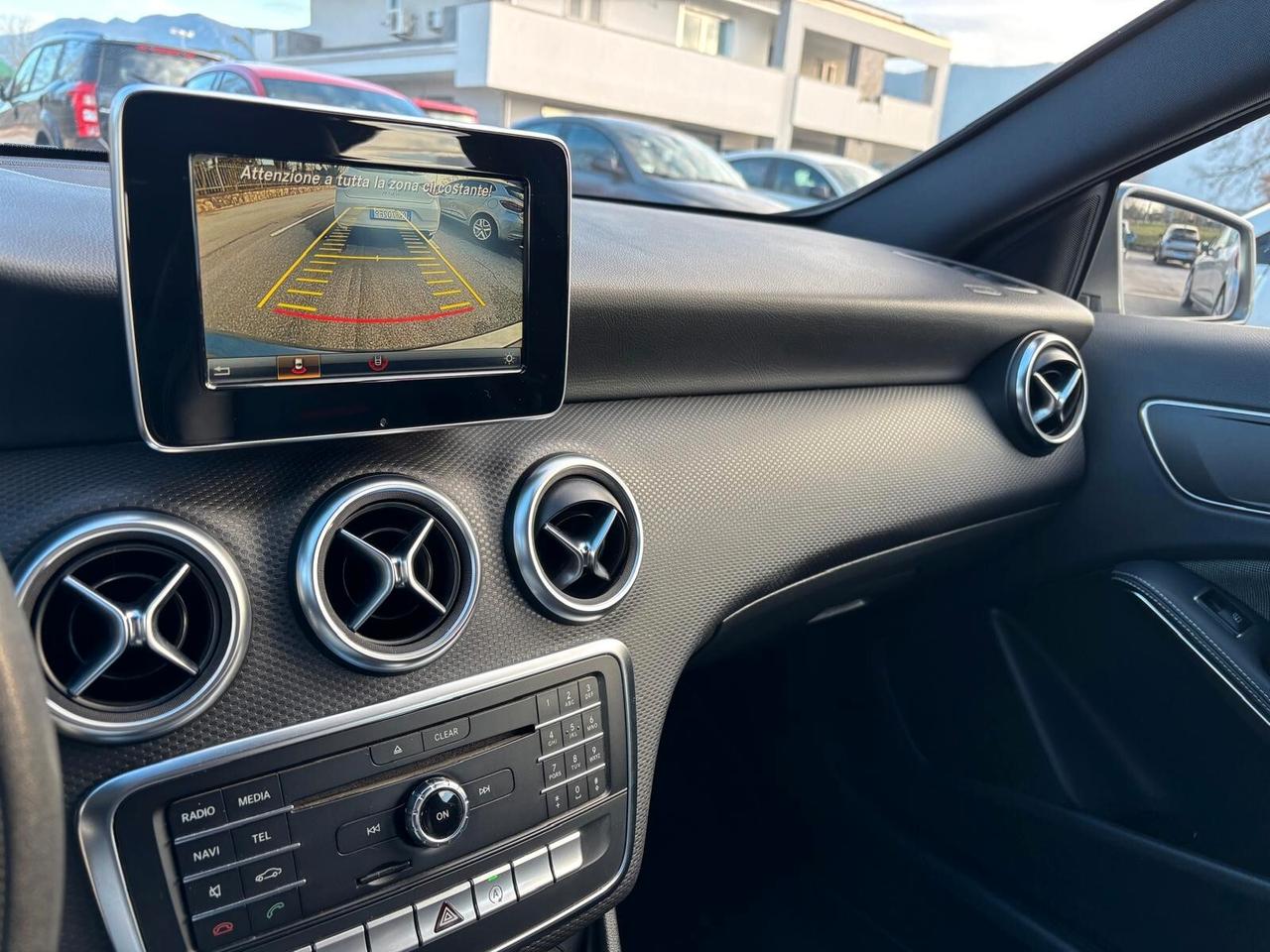 Mercedes Classe A PREMIUM 180 D - 2016