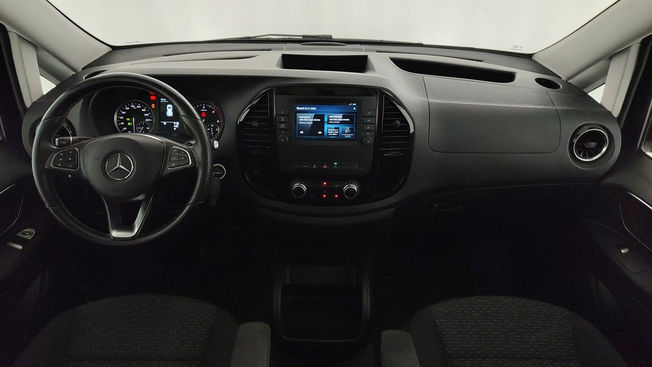 Mercedes-Benz vito 116 cdi extralong 4x4 mixto auto my20