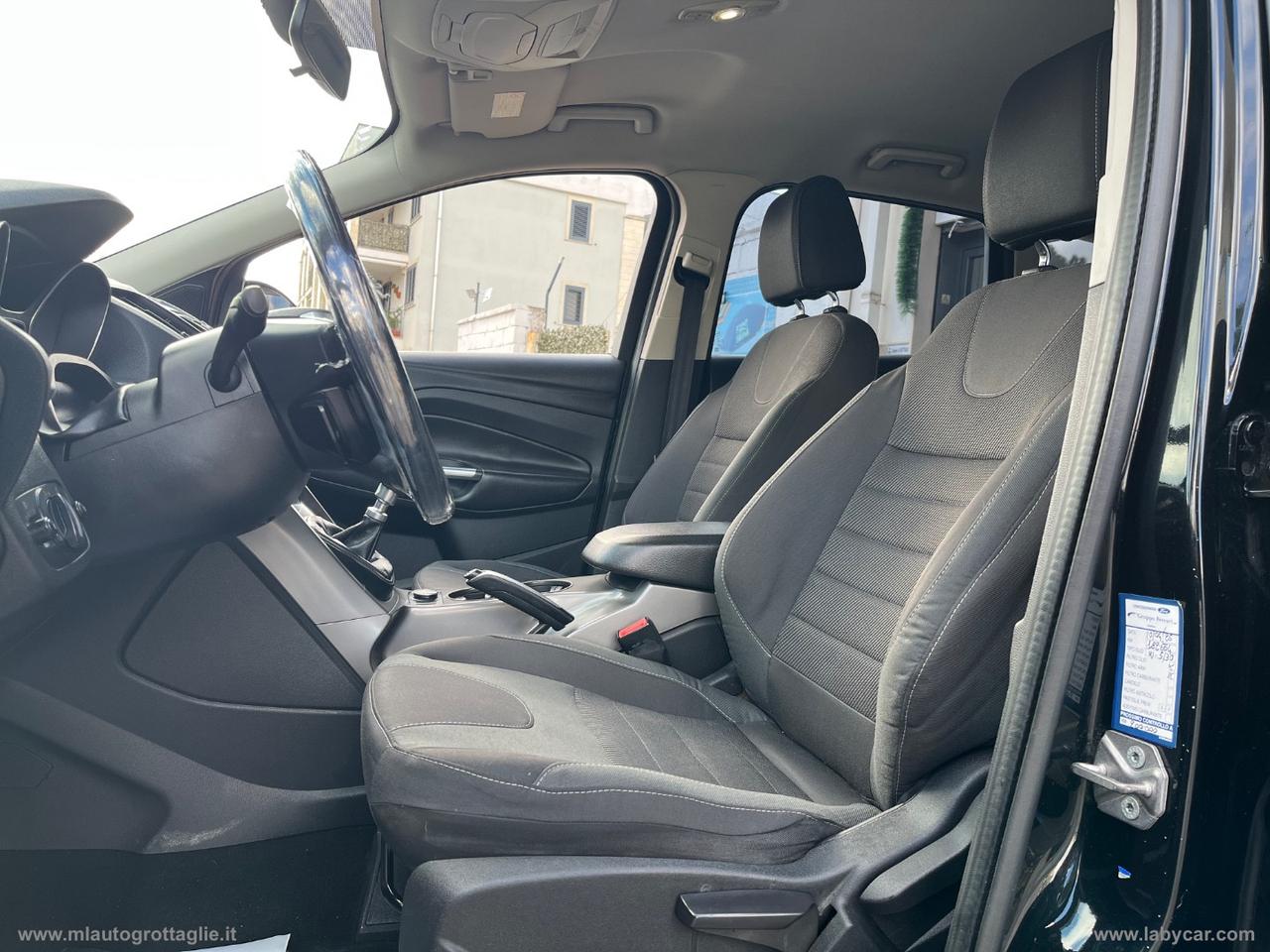 FORD Kuga 2.0 TDCI 140 CV 2WD Titanium